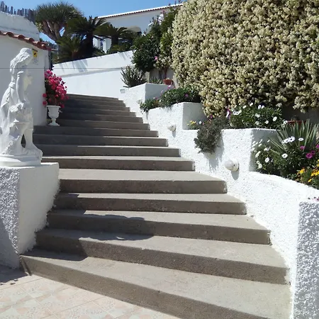 Oda ve Kahvaltı Natalina Forio di Ischia