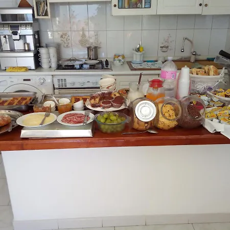 Natalina Bed & Breakfast 3*