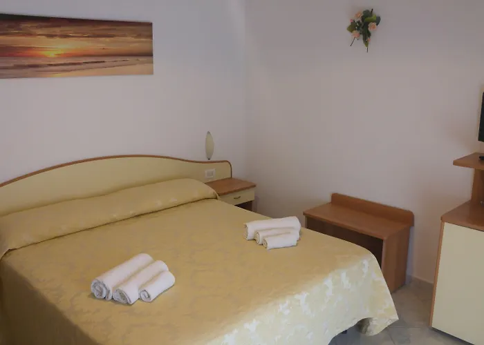 Natalina Oda ve Kahvaltı Forio di Ischia